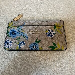 Kate Spade Flower Floral Large Slim Card Holder (NWT)